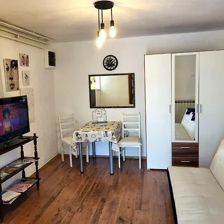 Apartamento Fuer 2 Personen 1 Kind Ca 35 M In Novi Vinodolski, Adriakueste Kroatien Kvarner Bucht
