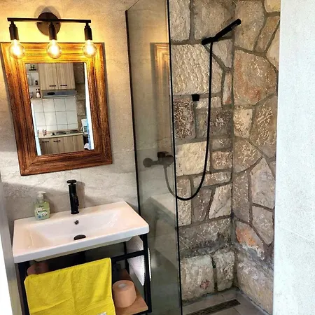 Apartamento Fuer 2 Personen 1 Kind Ca 35 M In Novi Vinodolski, Adriakueste Kroatien Kvarner Bucht